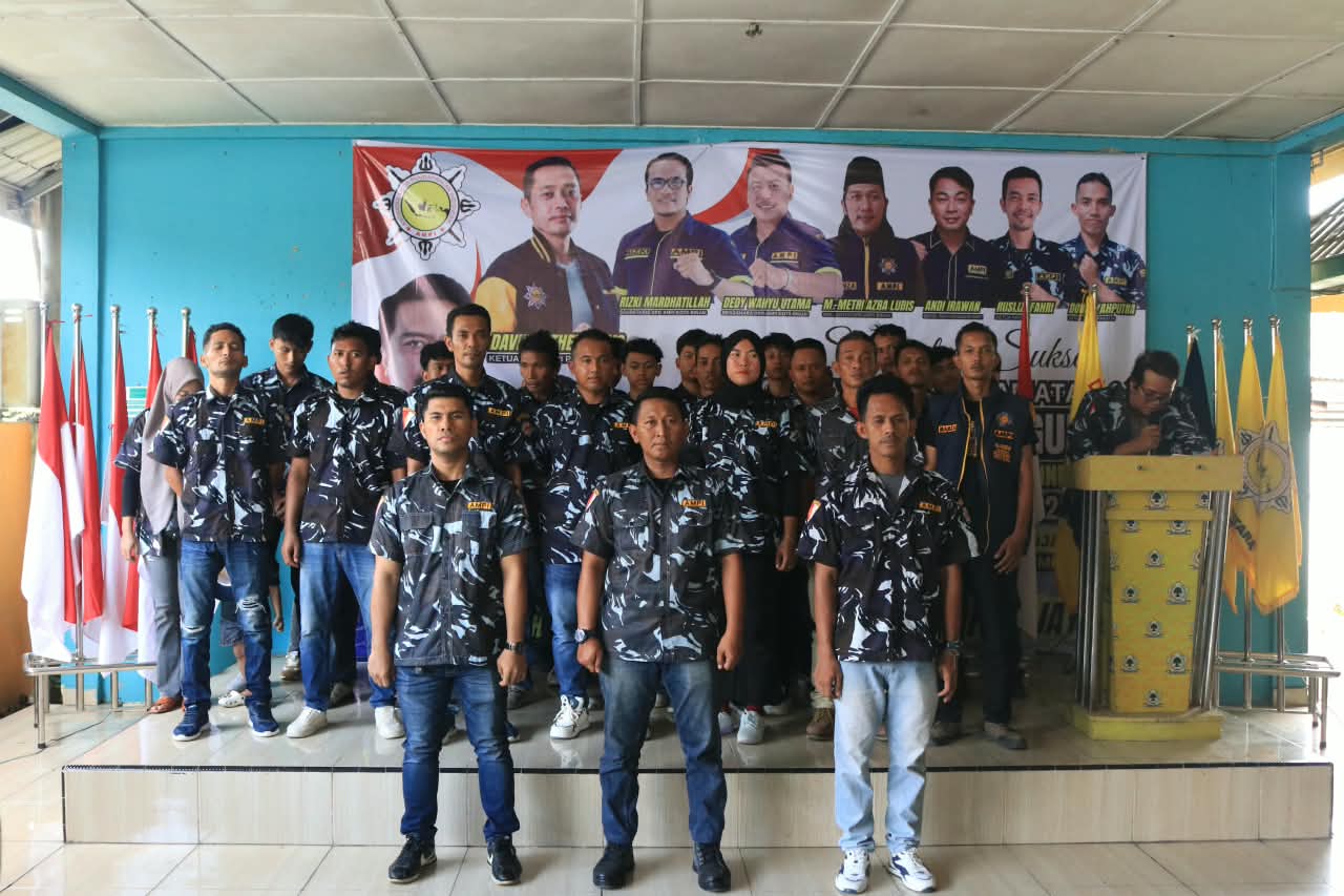 Ketua DPD AMPI Binjai Lantik 33 Pengurus Binjai Barat, Surya Darma Sitepu Minta Panji Pataka Dikibarkan hingga Pelosok