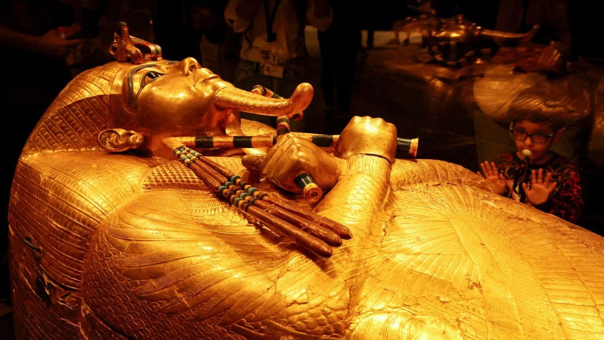 Bocah Pembawa Air Antar Howard Carter ke Makam Emas Tutankhamun