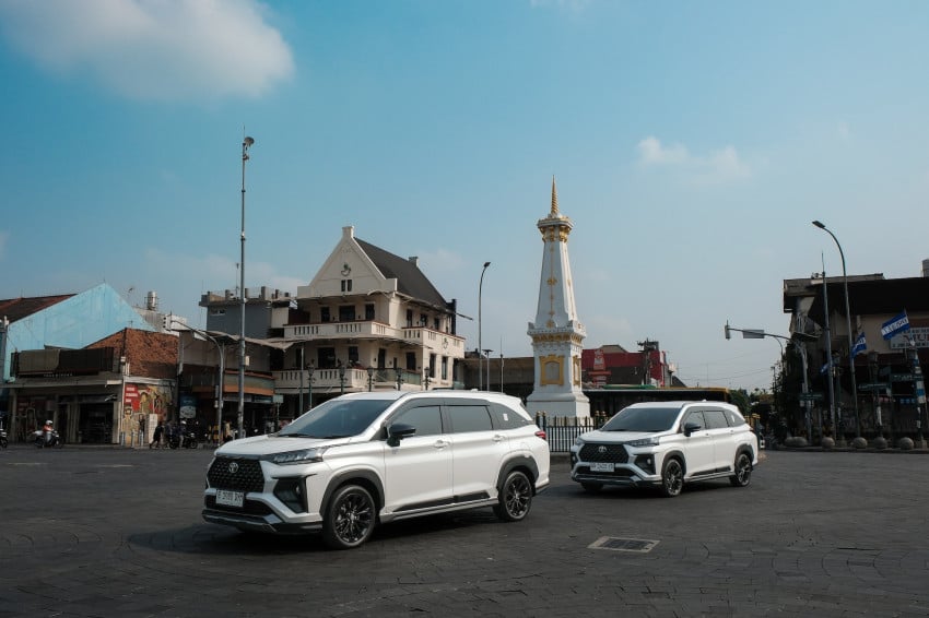 Penjualan Toyota 2026: Hibrida Naik 86%, Model Bensin Menyusut