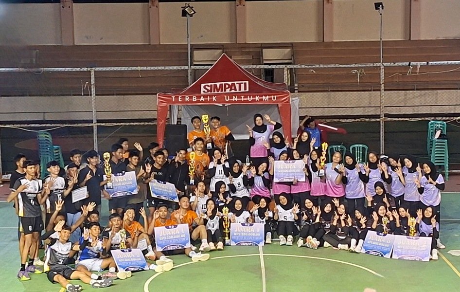SMAN 2 Tarakan Kawinkan Gelar Putra-Putri L-Cup Piala Amicalma Ke-41 di GOR Kampung 4