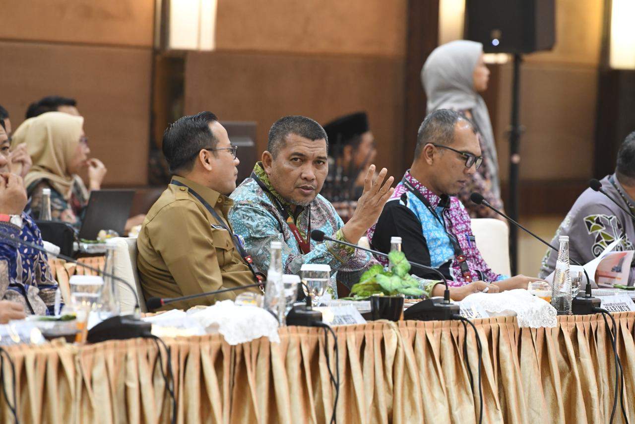 Wabup Karimun Hadiri RUPSLB BRK Syariah, Enam Nama Calon Komisaris dan Direksi Diusulkan ke OJK