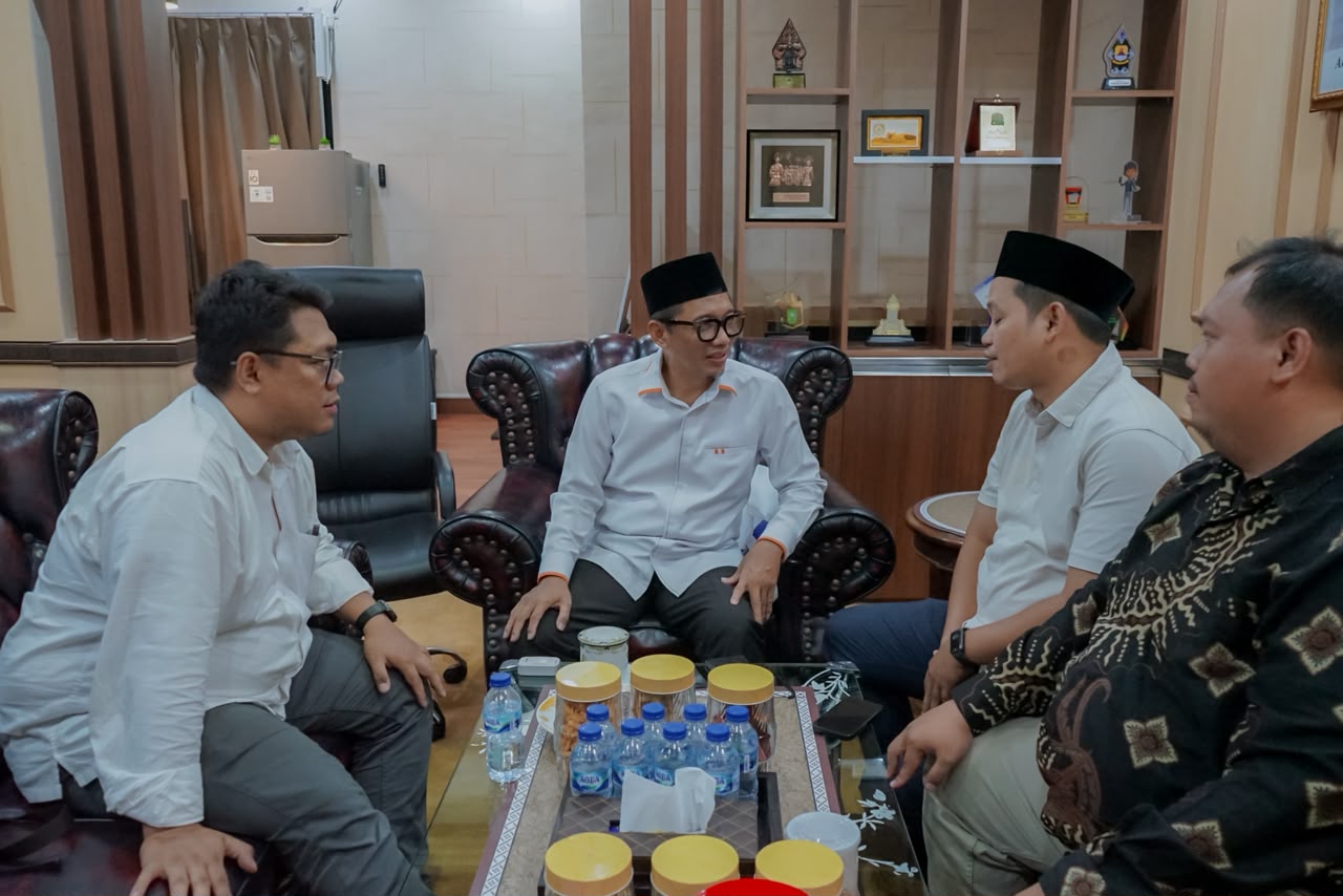 Gema Keadilan Banten Temui Wakil Ketua III DPRD, Serahkan Undangan Pelantikan Pengurus 2026–2031