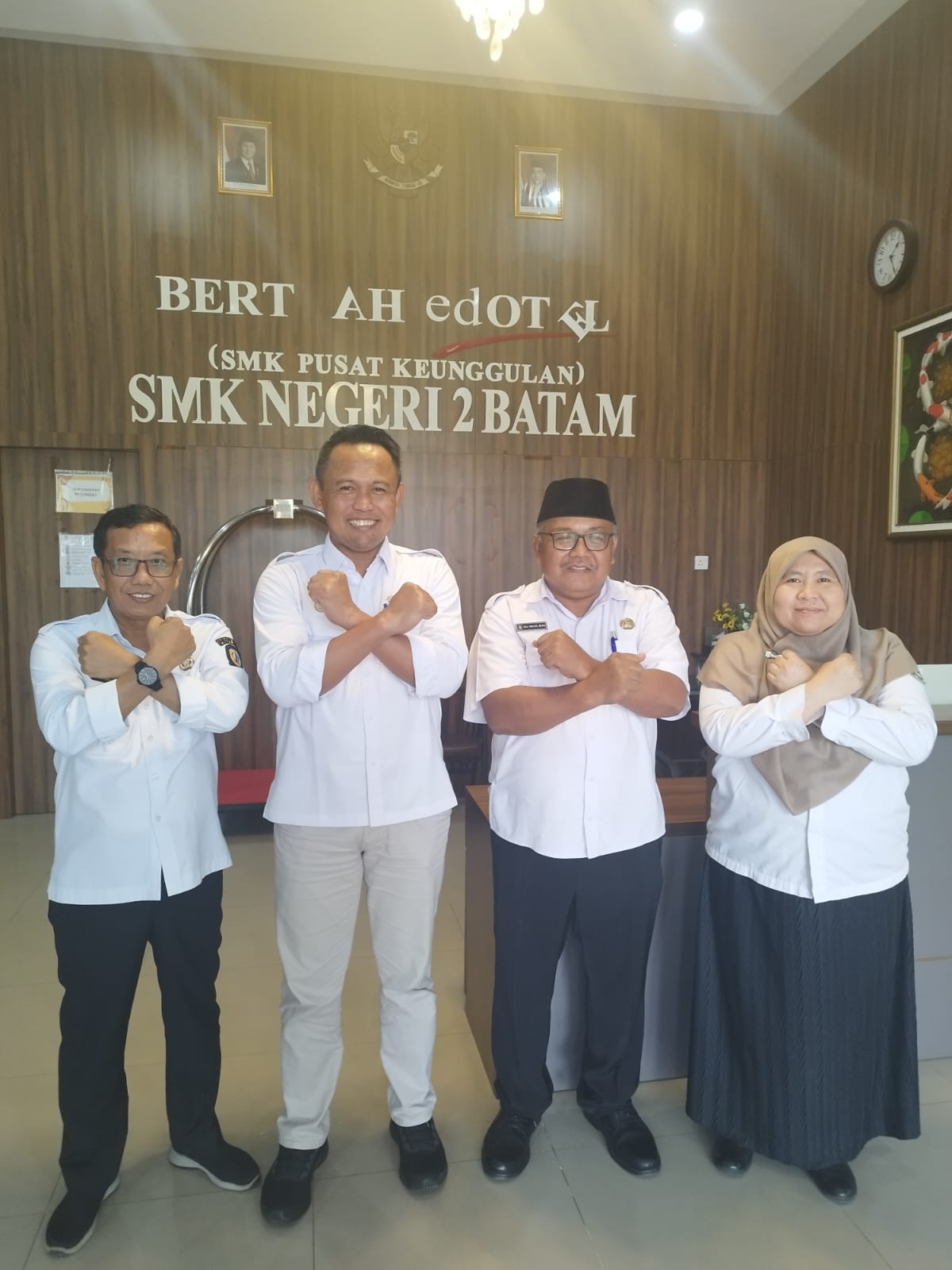 Kementerian P2MI Gandeng SMKN 2 Batam Gelar Pelatihan Bahasa Inggris dan Waiters, Target Penempatan ke Turki