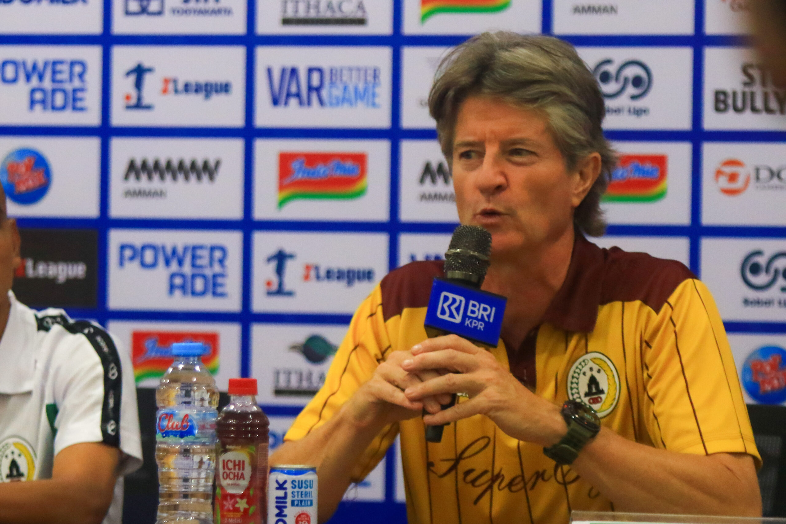 Pieter Huistra Pasang Badan Skuad PSS Sleman Disebut Setara Tim Liga 2