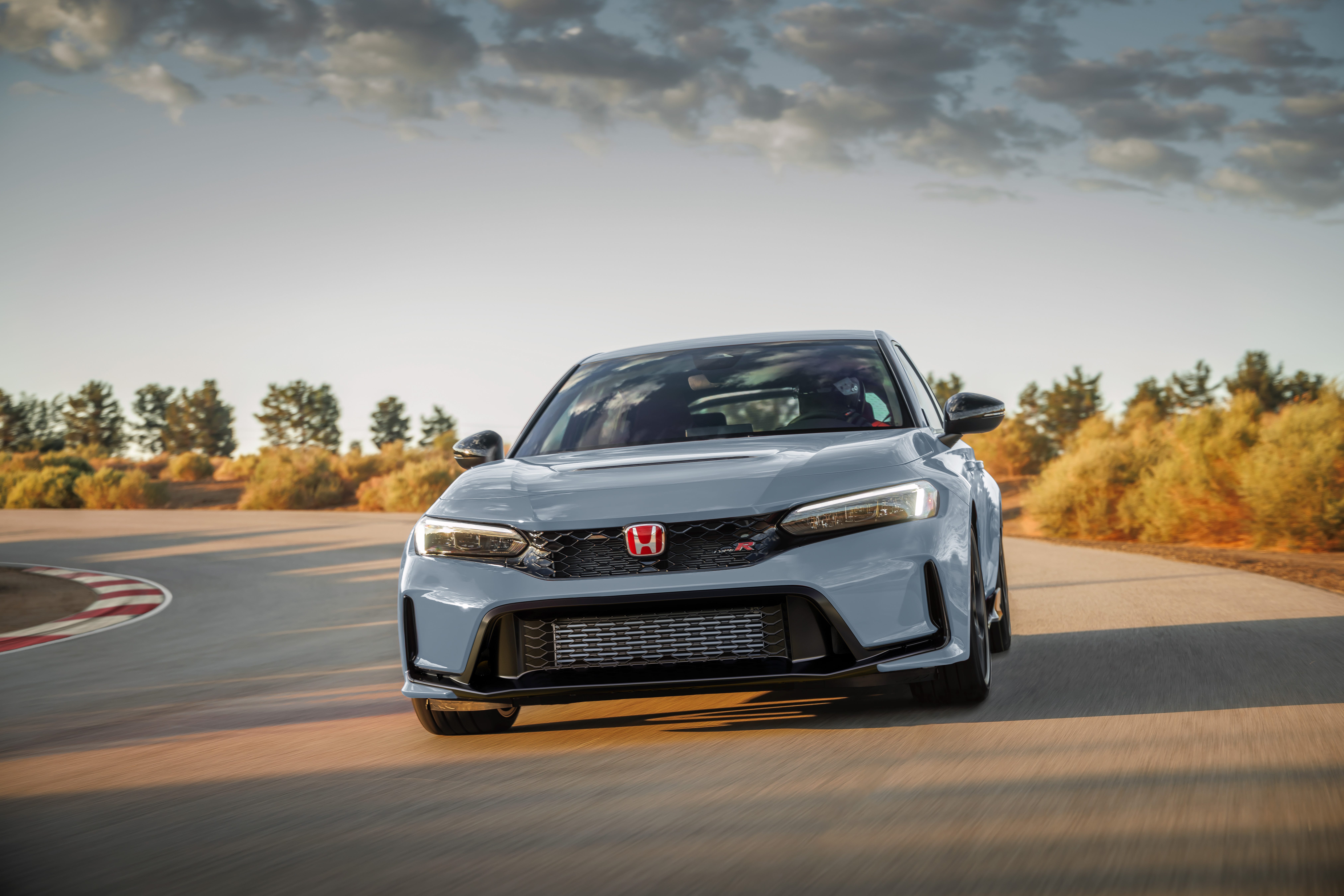Honda Civic Type R 2027: Downforce Lebih Besar, Cooling Disempurnakan