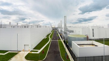 Data Center AI BDx di Jatiluhur Dihentikan Sementara, Pakar Soroti Dampak Lingkungan