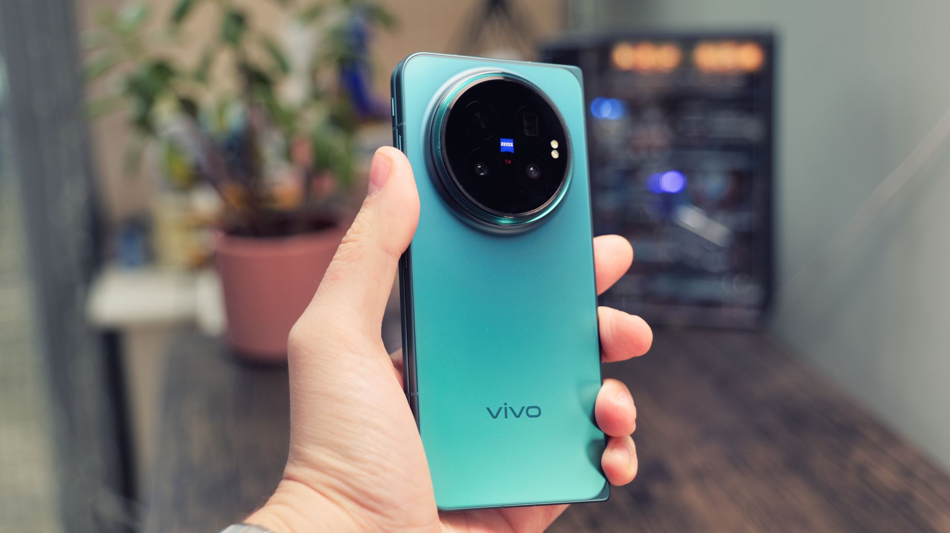 Vivo X Fold 6 Resmi Global, Baterai 6.900 mAh dan Kamera 200 MP