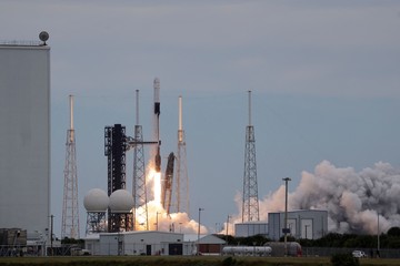 Crew-13 NASA Meluncur ke ISS Pakai Roket Falcon 9 SpaceX