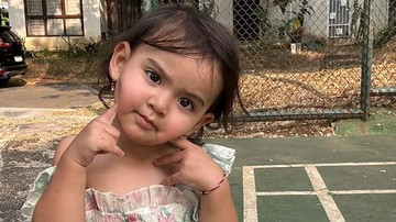 Anak 2 Tahun Laura Theux: Potret Lucu Victoria yang Dekat dengan Ayahnya