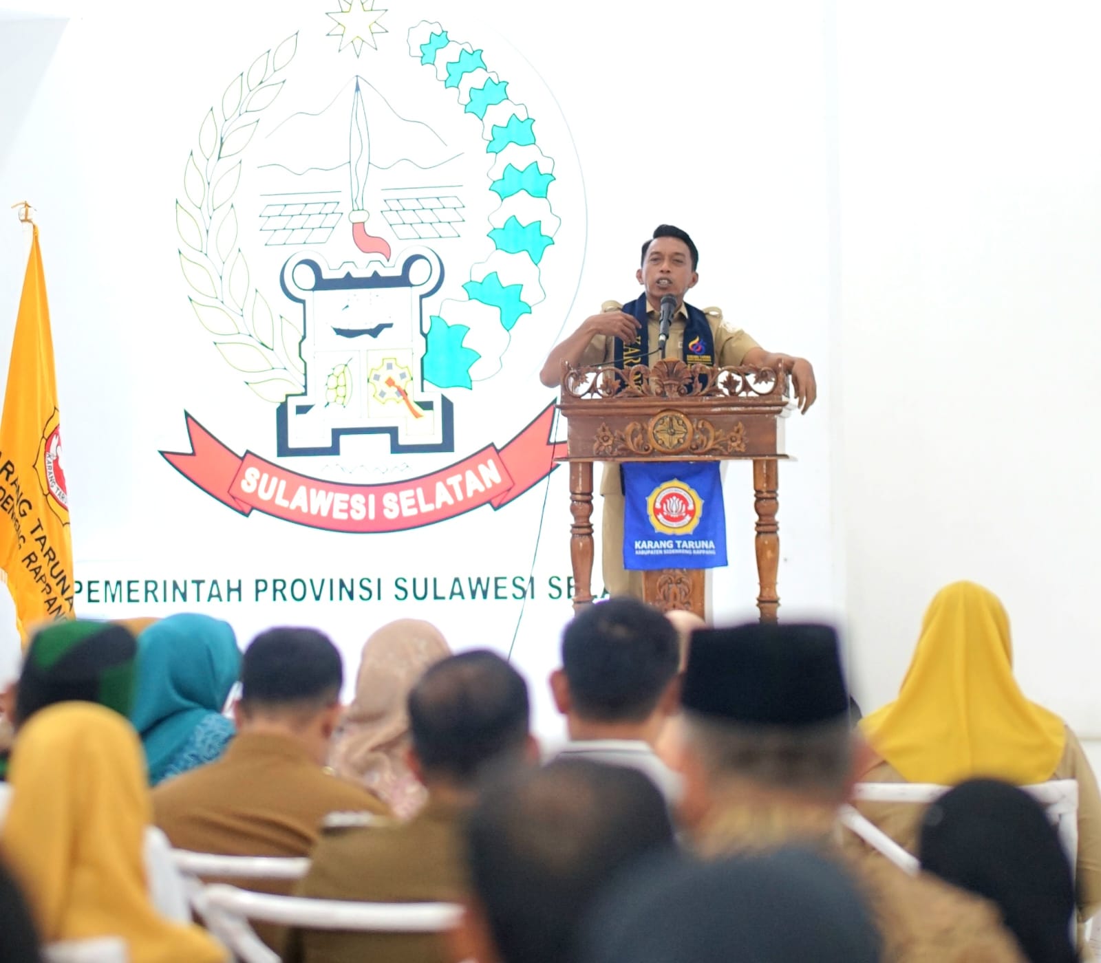 Pertumbuhan Ekonomi Sidrap 7,71 Persen Tertinggi di Sulsel, Bupati Syaharuddin Alrif Dinobatkan Bapak Percepatan Ekonomi