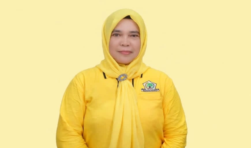 Ketua DPD Golkar Pangkalpinang Kukuhkan Pengurus Girimaya, Sanita Pegang Pataka