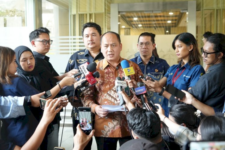 Kejagung Tetapkan 5 Tersangka Korupsi Motor Listrik MBG Rp1,22 Triliun