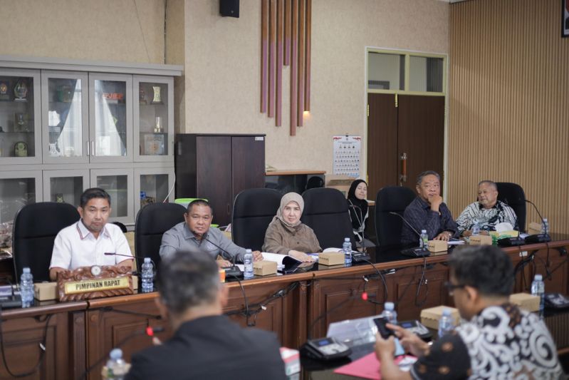 Pansus DPRD Kalsel Finalisasi Rekomendasi Pengawasan BBM Subsidi 2026