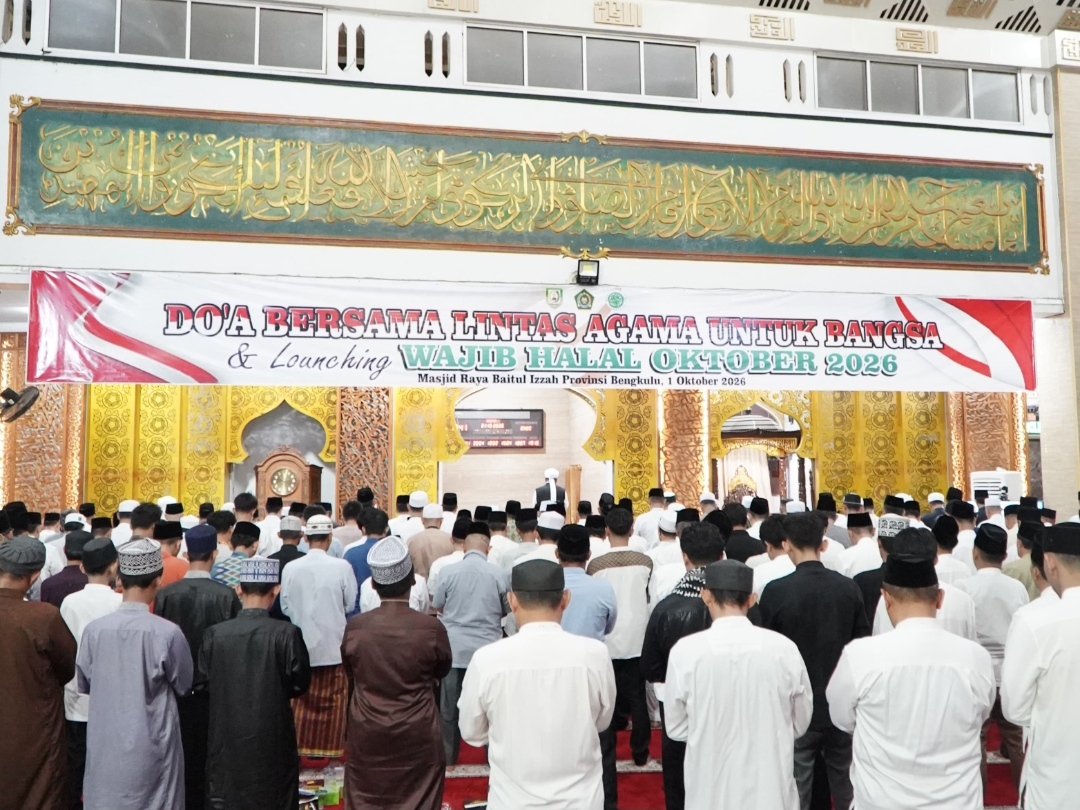 Pemprov Bengkulu Gelar Doa Lintas Agama Serentak di Masjid Raya Baitul Izzah, Gubernur Helmi Hasan Sebut Mitigasi Langit