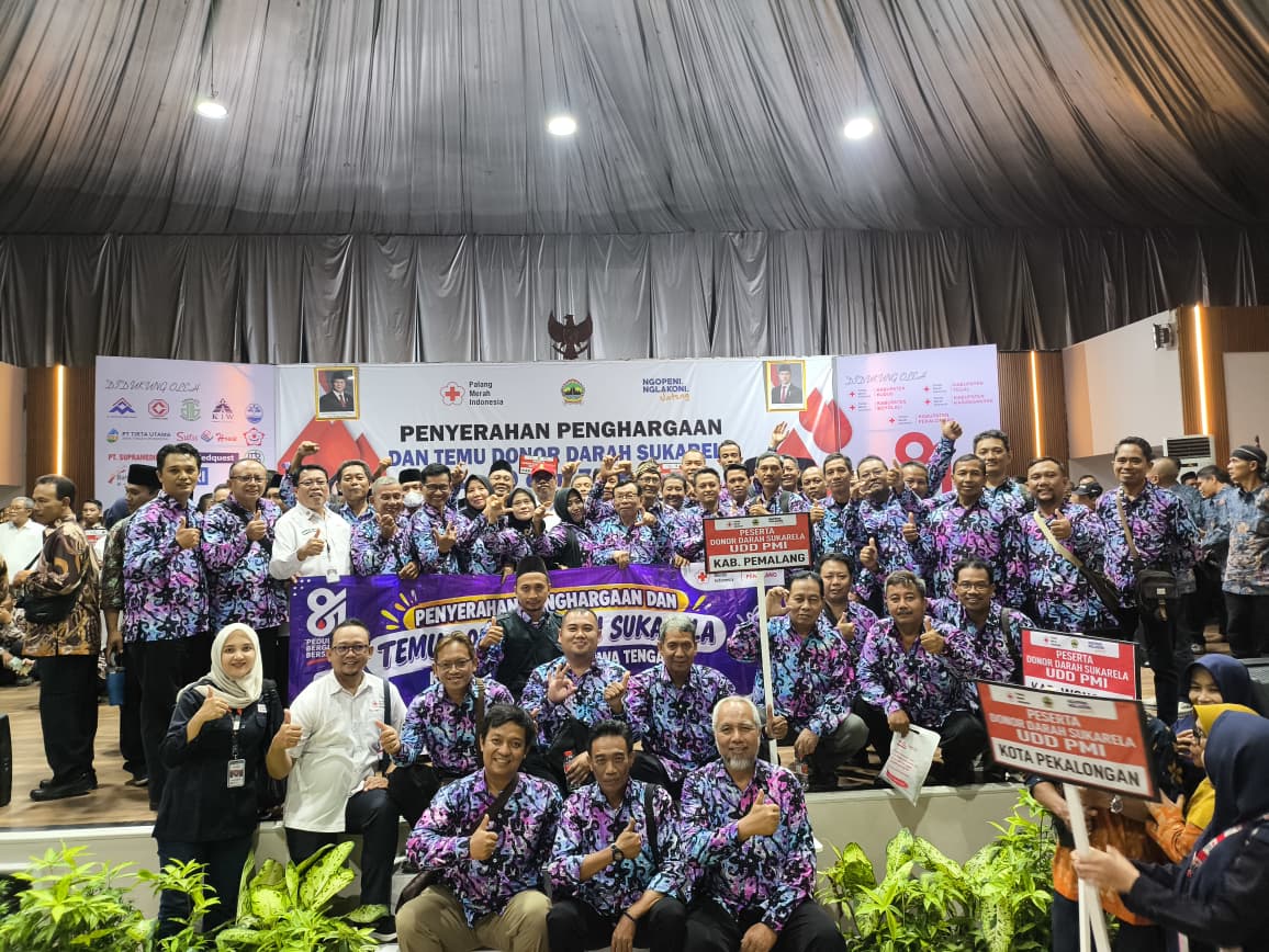 60 Warga Pemalang Terima Penghargaan Gubernur Jawa Tengah Usai Donor Darah 50 hingga 75 Kali