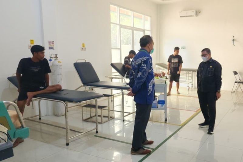 Ketua DPRD Palangka Raya Tinjau Puskesmas Menteng, Catat Kekurangan 2 Terapis Gigi dan Mulut
