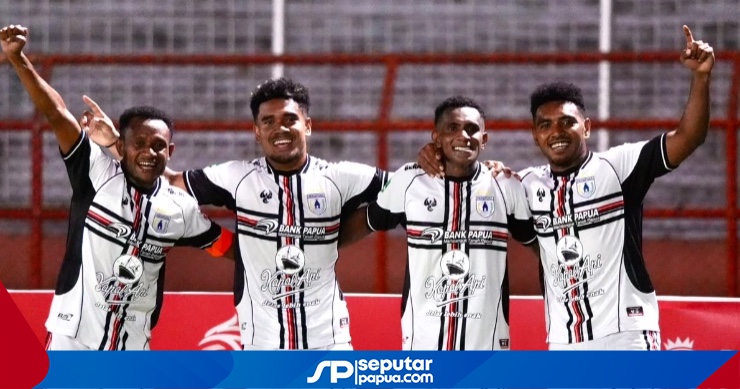Persipura Jayapura Menang Perdana 3-1 atas De Red FC Meski Bermain 10 Pemain