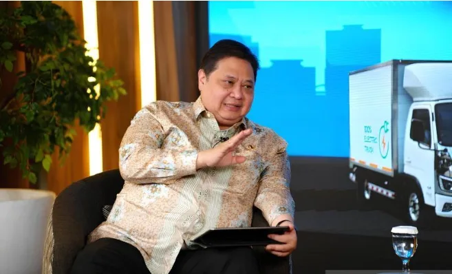 Airlangga Sebut Anggaran Insentif Kendaraan Listrik Ada di DIPA Kementerian ESDM