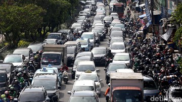Ganjil Genap Jakarta 10 Tahun Dinilai Cuma Pindahkan Kemacetan