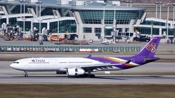 CEO Thai Airways Chai Eamsiri Dipecat Usai Banjir Bangkok Kacaukan Penerbangan