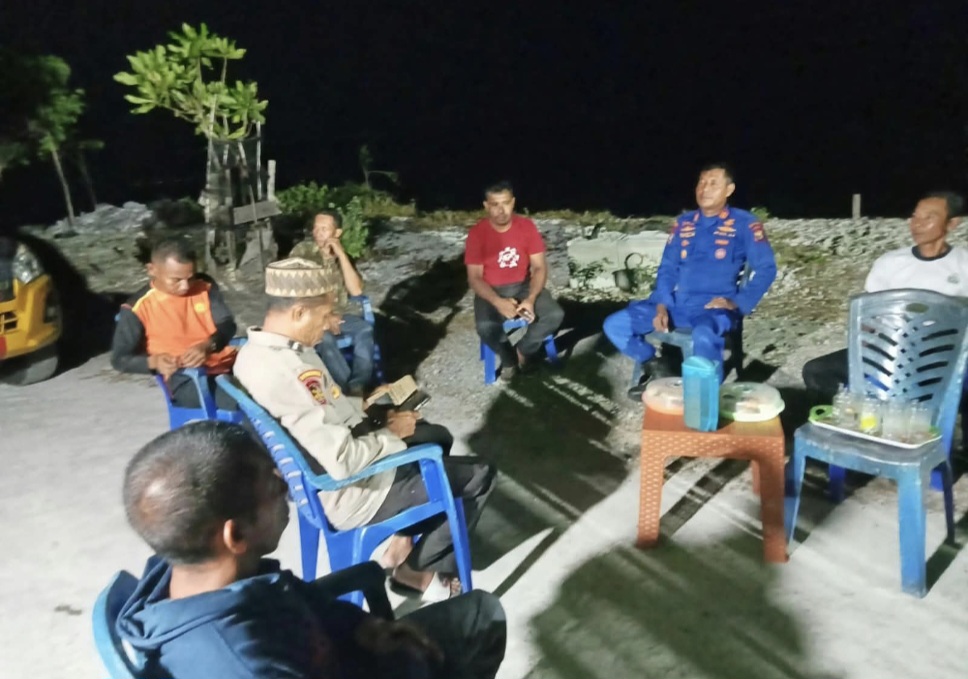 Nelayan Kepulauan Sula Ditemukan Selamat usai Terombang-ambing di Laut Maluku, Diantar Polisi Pulang ke Rumah