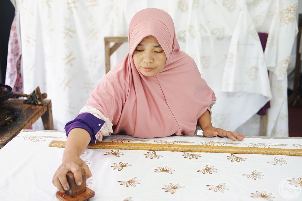 Hari Batik Nasional, 428 UMKM Binaan Pertamina Berkarya Termasuk Libatkan Pekerja Disabilitas