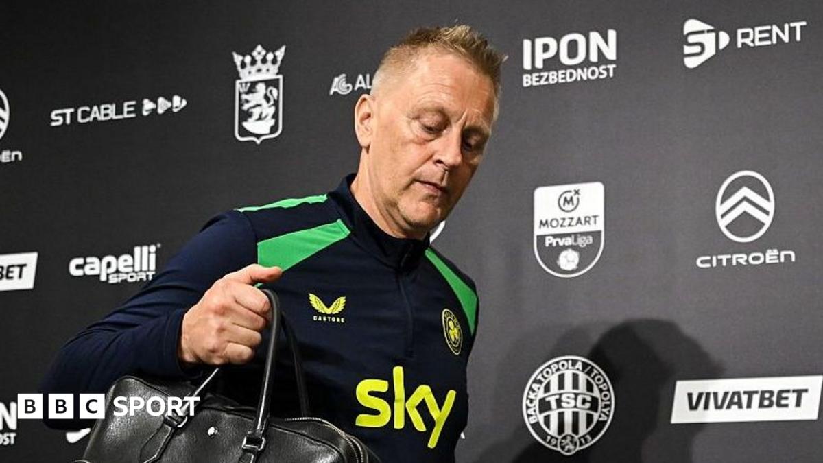Konferensi Pers Pelatih Republik Irlandia Berakhir Prematur di Tengah Tuduhan Rasisme
