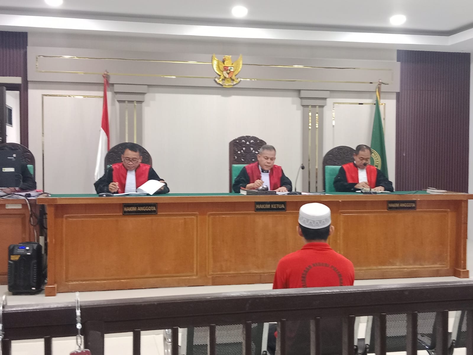 Sidang Perkara Irza Prasetya Ricuh, Pengacara Tolak Eksepsi dan Lapor Bawas MA-KY