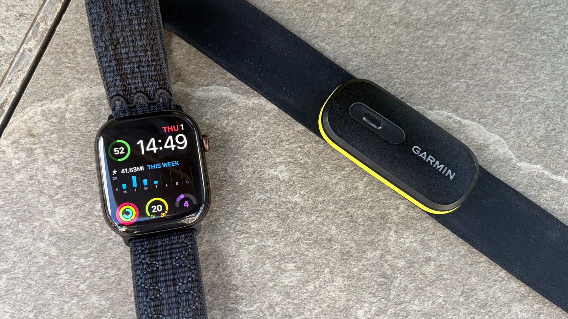 Apple Watch 12 Diuji Lawan Chest Strap, Akurasi Detak Jantung Terbukti di Lari dan Sepeda