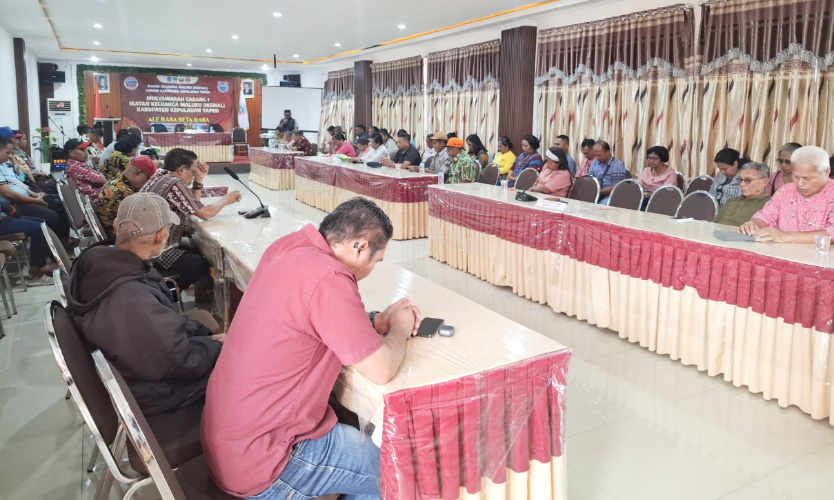 Harold Wenno Kembali Pimpin IKEMAL Kepulauan Yapen Periode 2026-2031