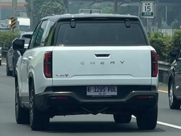 Chery Tiggo V Mulai Terlihat di Tol Jagorawi, Sudah Bisa Dipesan