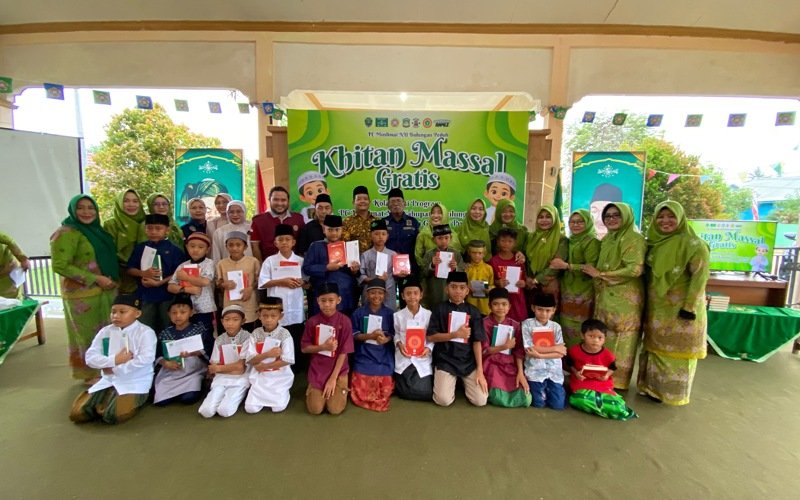 Kapolsek Tanjung Palas Kawal Khitan Massal 20 Anak di Gunung Putih, Rangkaian Festival Karnayama