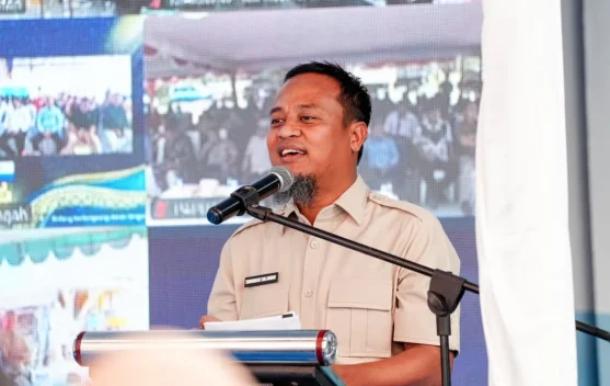Gubernur Sulsel Dampingi Kepala BGN Resmikan SPPG Takalar, 480 Dapur Gizi Diaktifkan di 116 Kabupaten/Kota