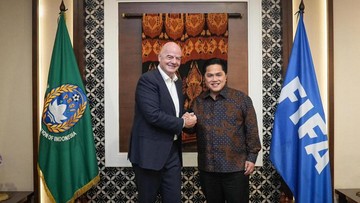 Erick Thohir Sambut Gianni Infantino Jelang Final Indonesia vs Thailand
