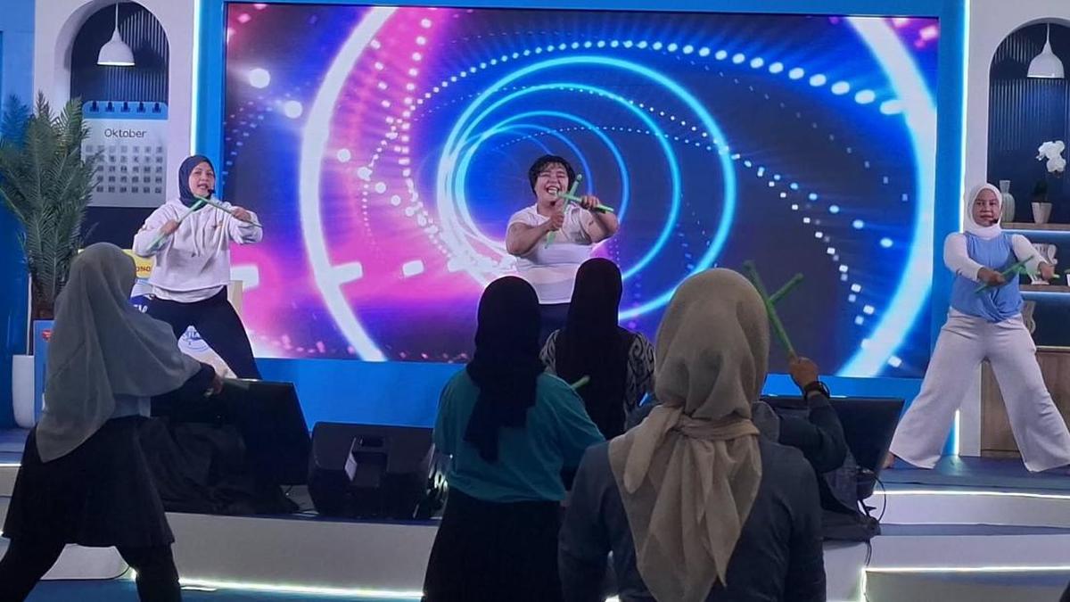 Ibu-ibu Jogja Pound Fit di Pakuwon Jogja, Peserta Tuna Wicara Ikut Ramaikan #TanggalMerahUntukIbu
