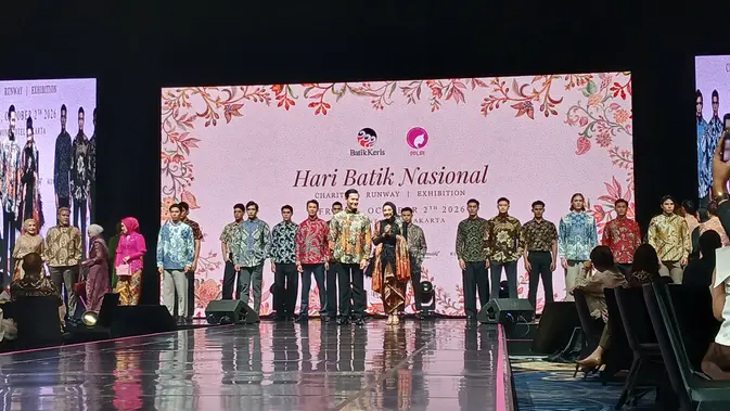 Enam Desainer Lelang Koleksi Batik untuk Modal UMKM Perempuan P2LIPI