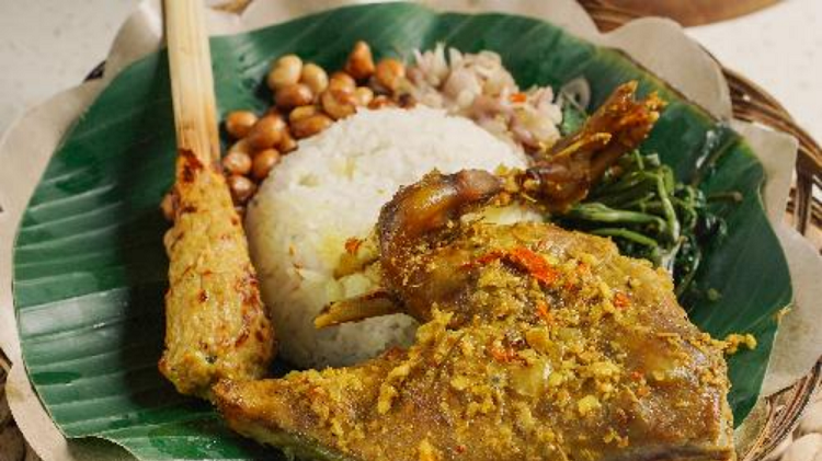 5 Warung Ayam Betutu Autentik di Denpasar yang Wajib Dicoba
