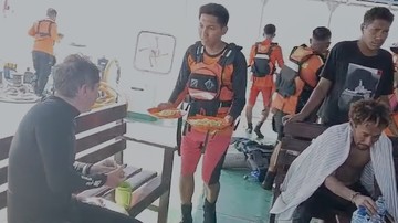 4 Penyelam Hilang di Perairan Pulau Panga Batang Sikka Ditemukan Selamat