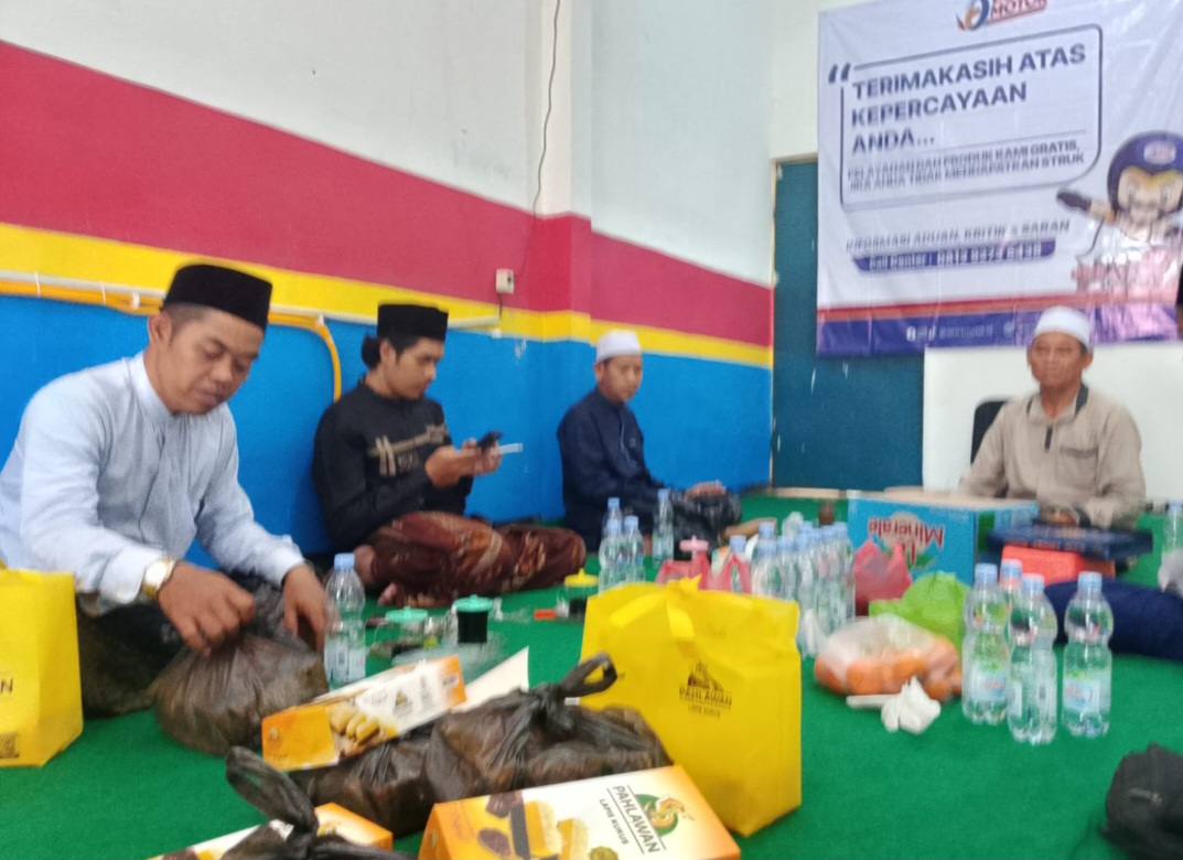 Rizky Ridho Buka Bengkel Dewa Motor di Sidoarjo, Keluarga Gelar Tasyakuran