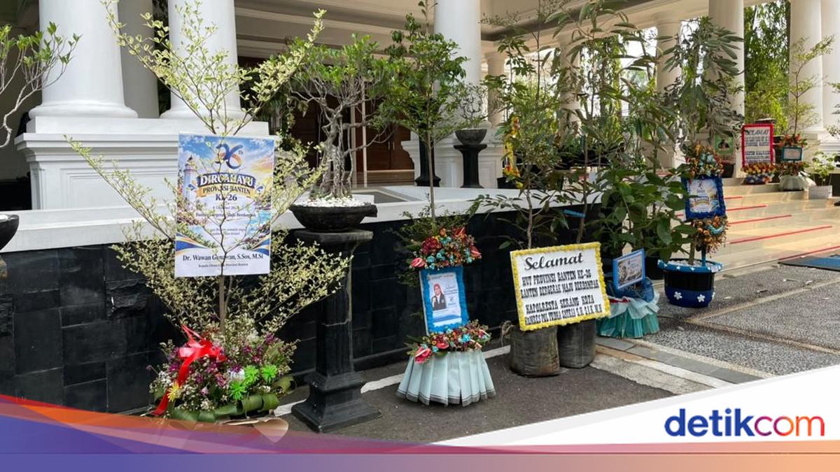 Pemprov Banten Rayakan HUT ke-26 dengan Ratusan Bibit Pohon, Bukan Karangan Bunga