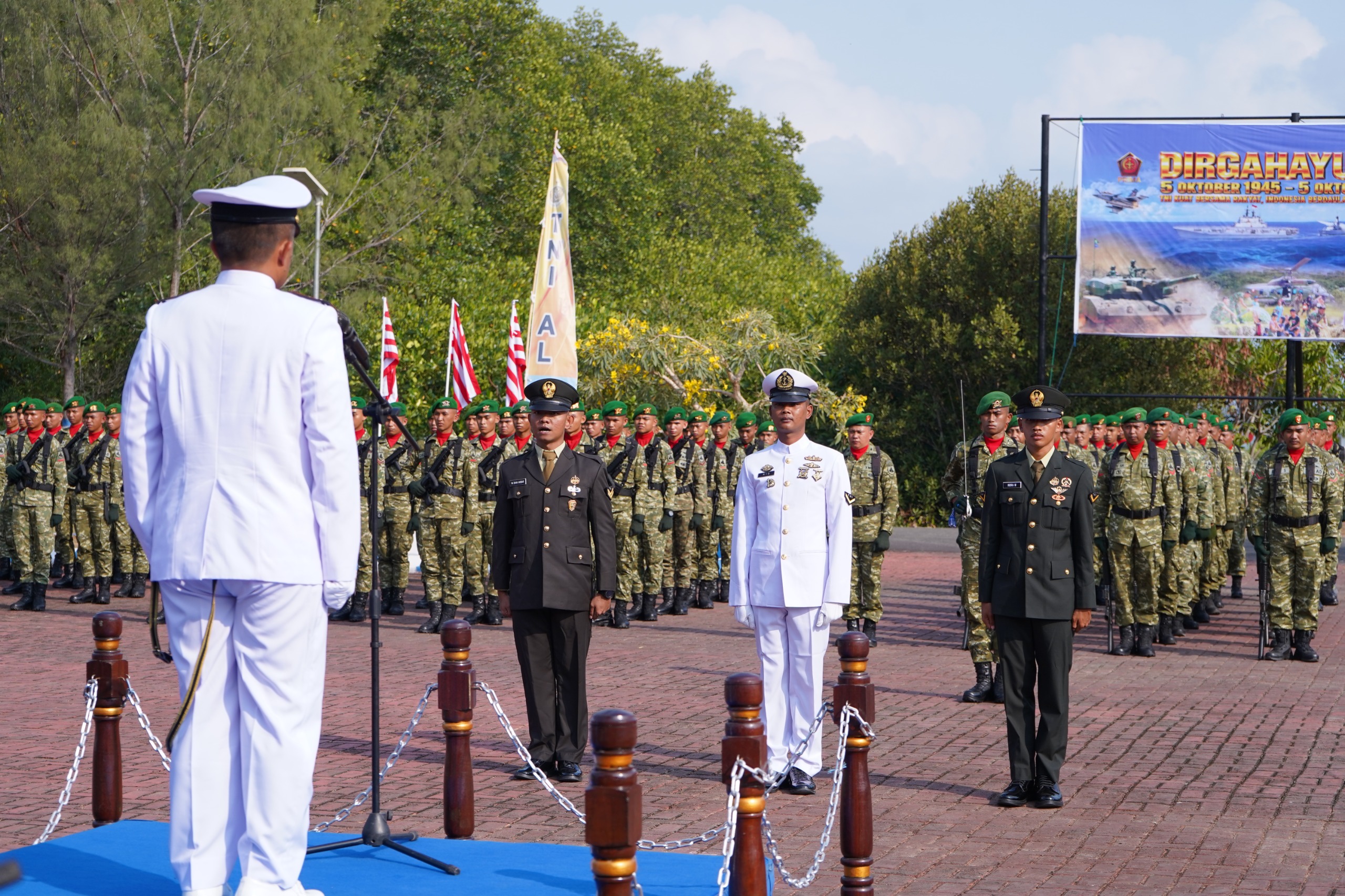 Danlanal Kotabaru Tegaskan Kemanunggalan TNI-Rakyat Kunci Jaga Kedaulatan NKRI