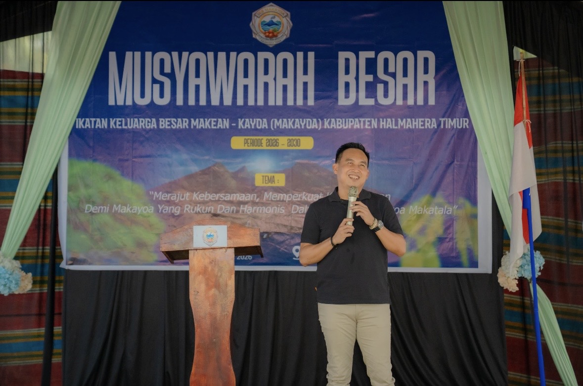 Sekda Halmahera Timur Tutup Mubes IKB Makayoa, Minta Program Organisasi Selaras dengan Kebijakan Pemda