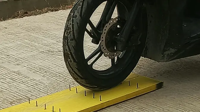 Uji 6.000 Paku, M-One Super Tyre Sealant Pecahkan Rekor MURI Kedua