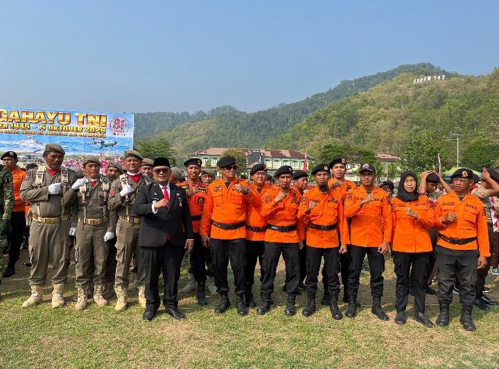 ASN dan TRC BPBD Sulbar Ikut Upacara HUT TNI ke-81 di Korem 142/Tatag Mamuju, Perkuat Sinergi Kebencanaan