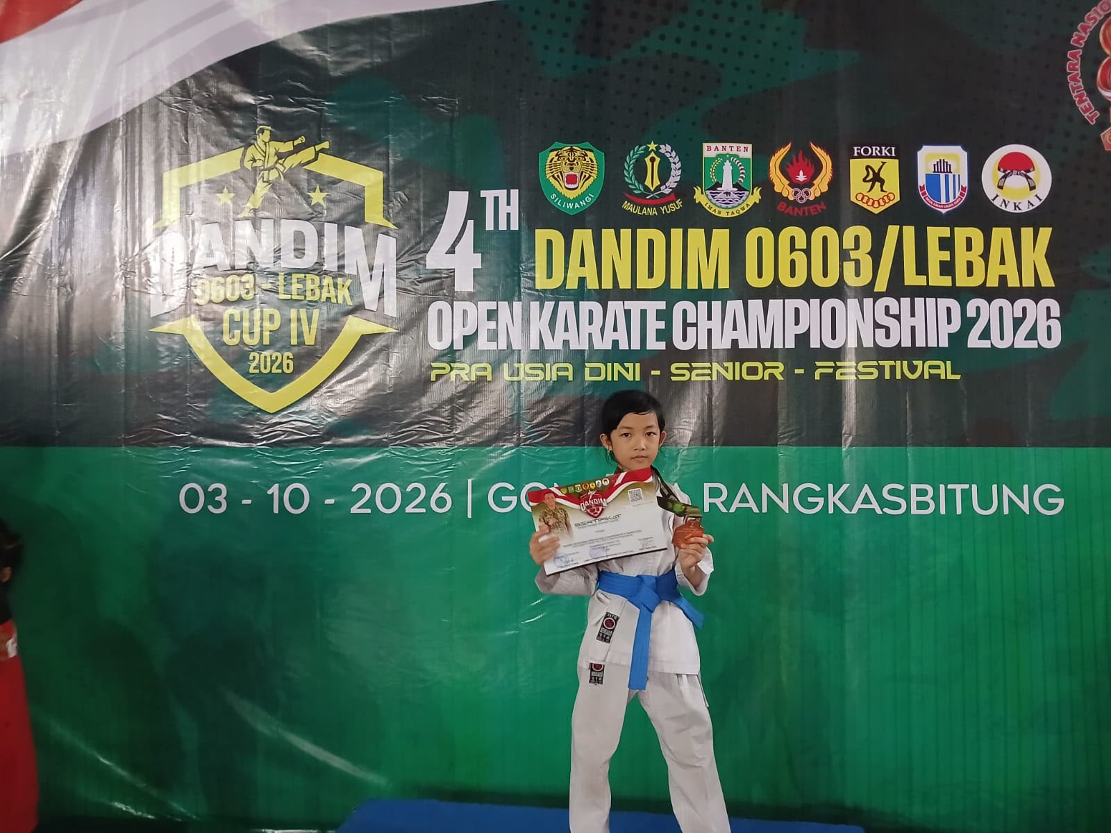 Dua Murid SD Bosowa Al Azhar Cilegon Borong Tiga Gelar Karate di Kejuaraan Dandim 0603/Lebak