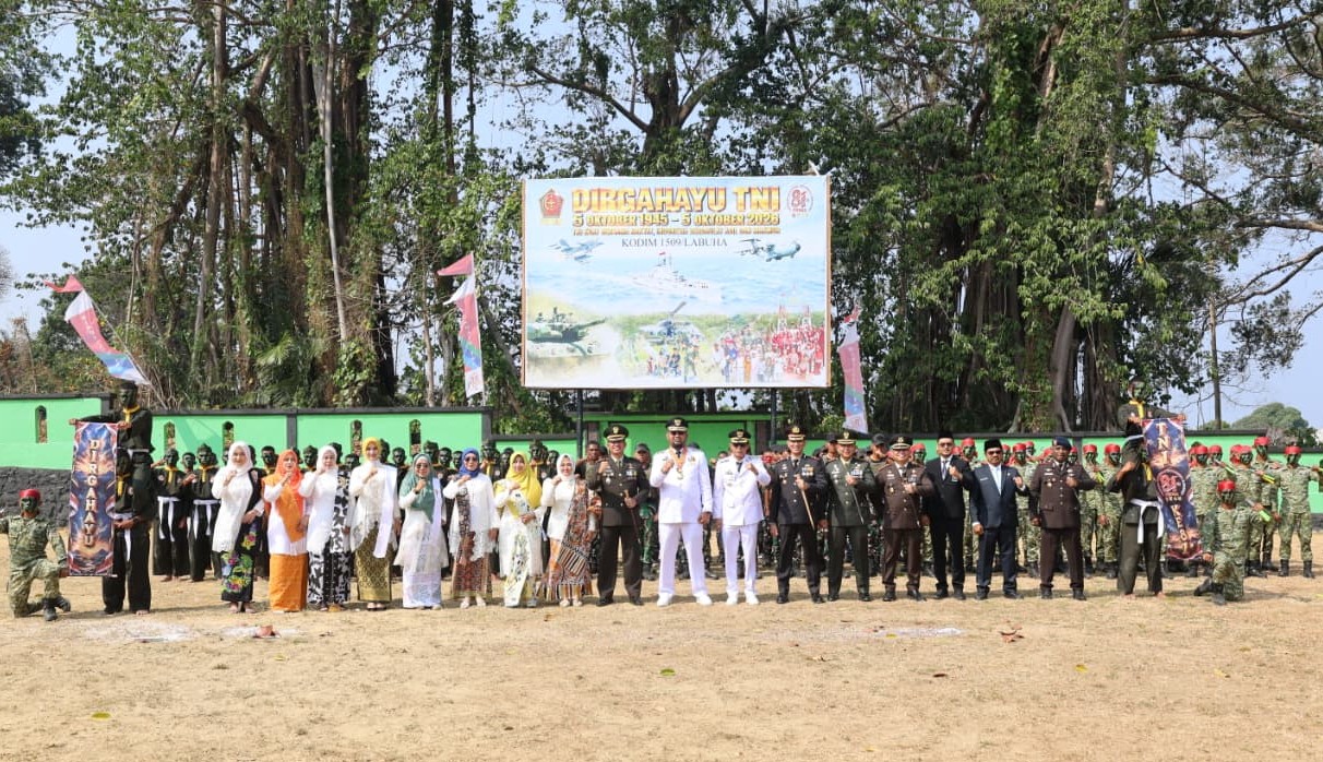 Dandim 1509/Labuha Pimpin Upacara HUT ke-81 TNI di Halsel, Tekankan Profesionalisme Prajurit dan Sinergi dengan Pemda