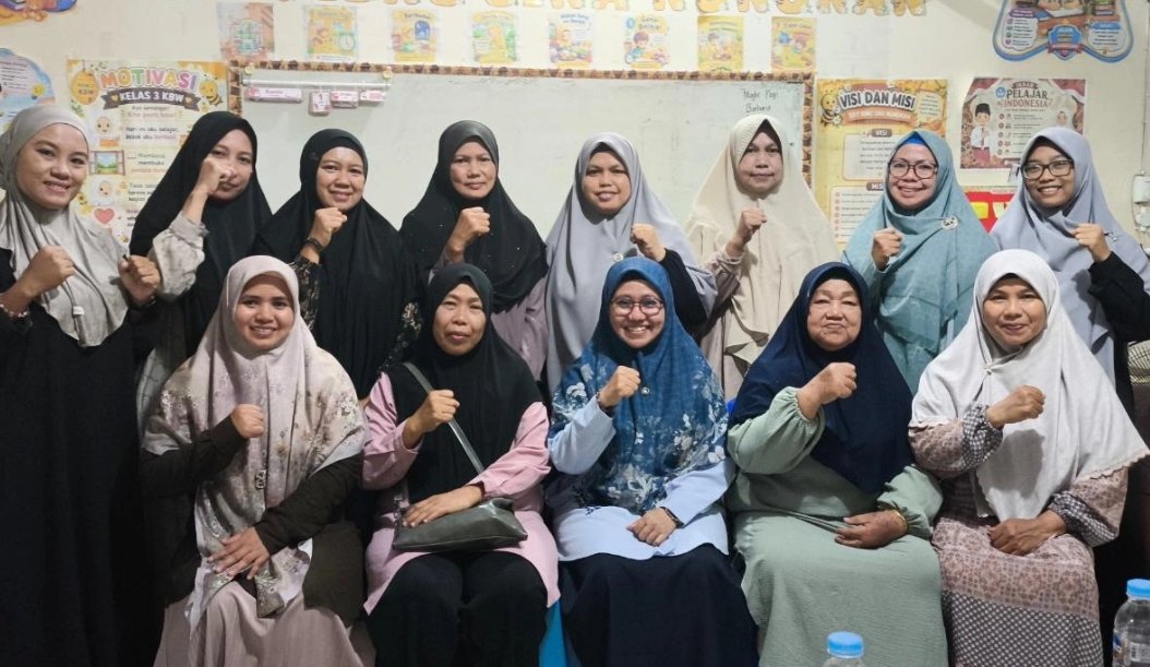 Wakil Ketua DPRD Nunukan Arpiah Latih 4 Pilar Ibu Berdaya di KIPRAH Batch 1 Pertemuan Keenam