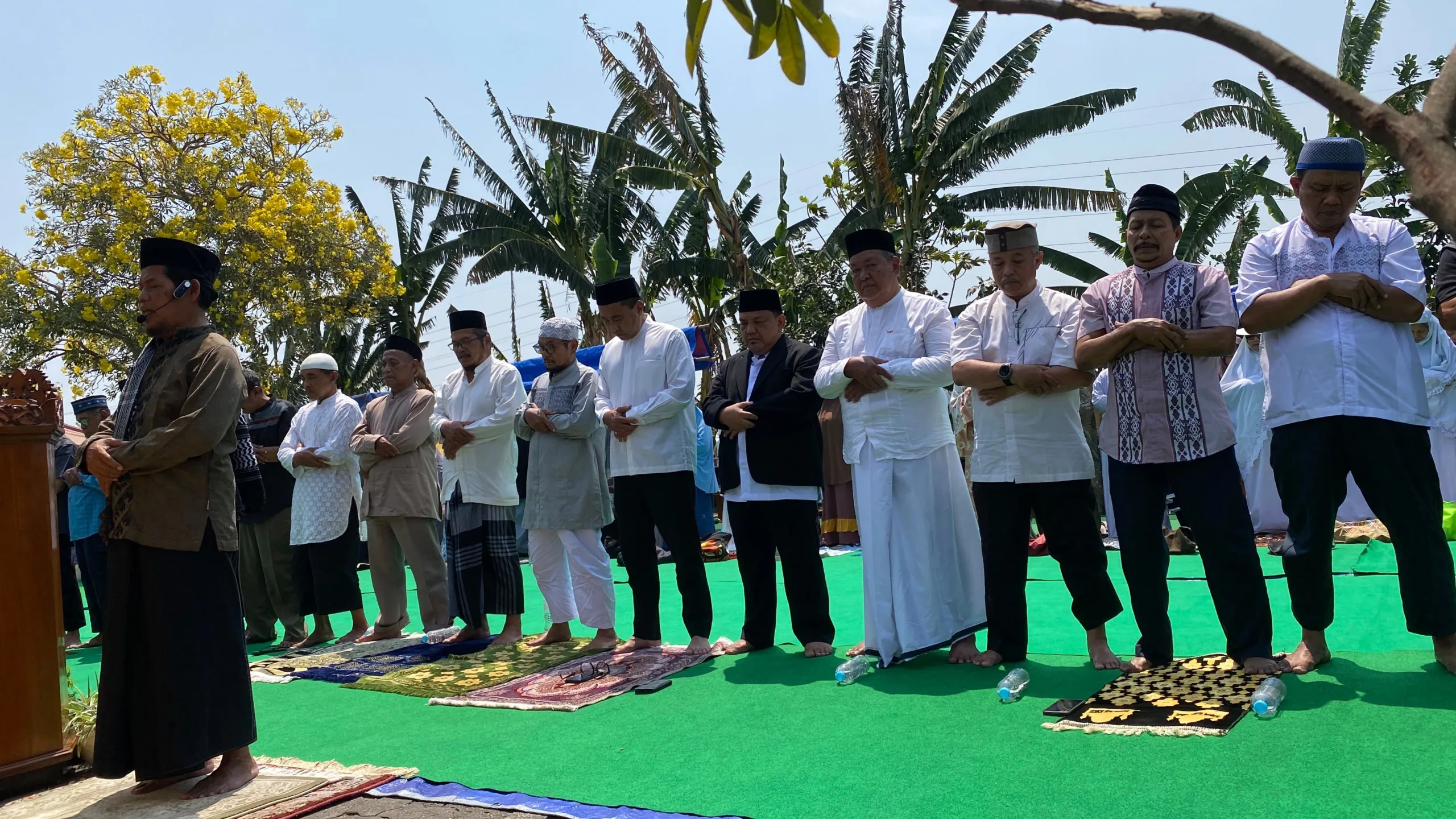 Warga Manyaran Semarang Gelar Salat Istisqa di Alun-alun Panjangan, Wagub Sebut Kemarau Berlanjut hingga November 2026