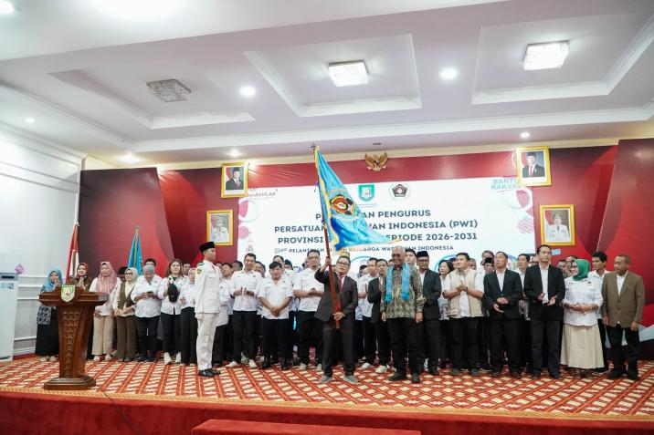 PWI Bengkulu Periode 2026-2031 Dilantik, Ketua Umum Pusat Ingatkan Wartawan Tak Kalah dari AI