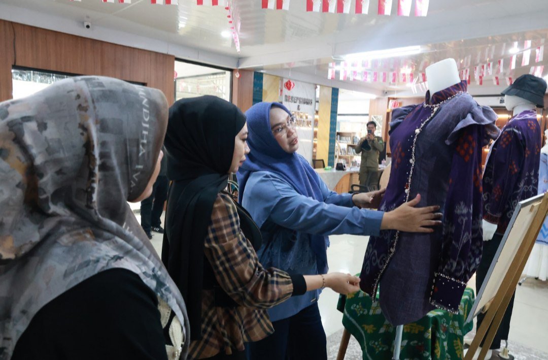 Dekranasda Tanah Bumbu Matangkan Persiapan Inacraft 2026, Tenun Pagatan Bordir Jadi Andalan